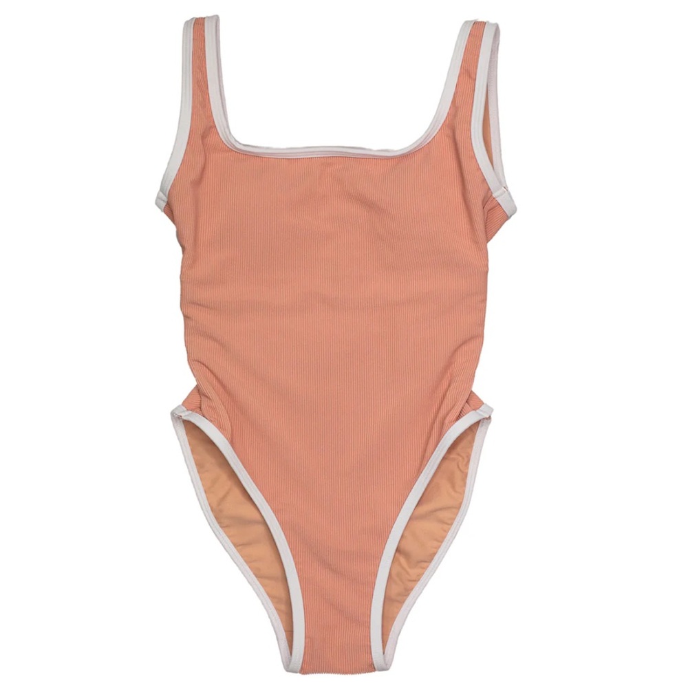 LainSnow Ocean Isle Women's One Piece - Blush